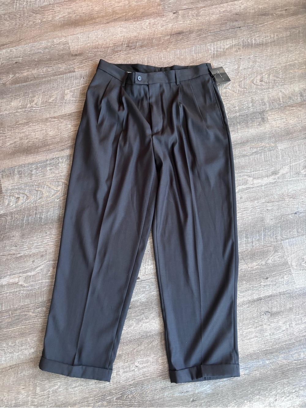 New! Mens J. Ferrar Black Pleated Dress Pants 34x29
